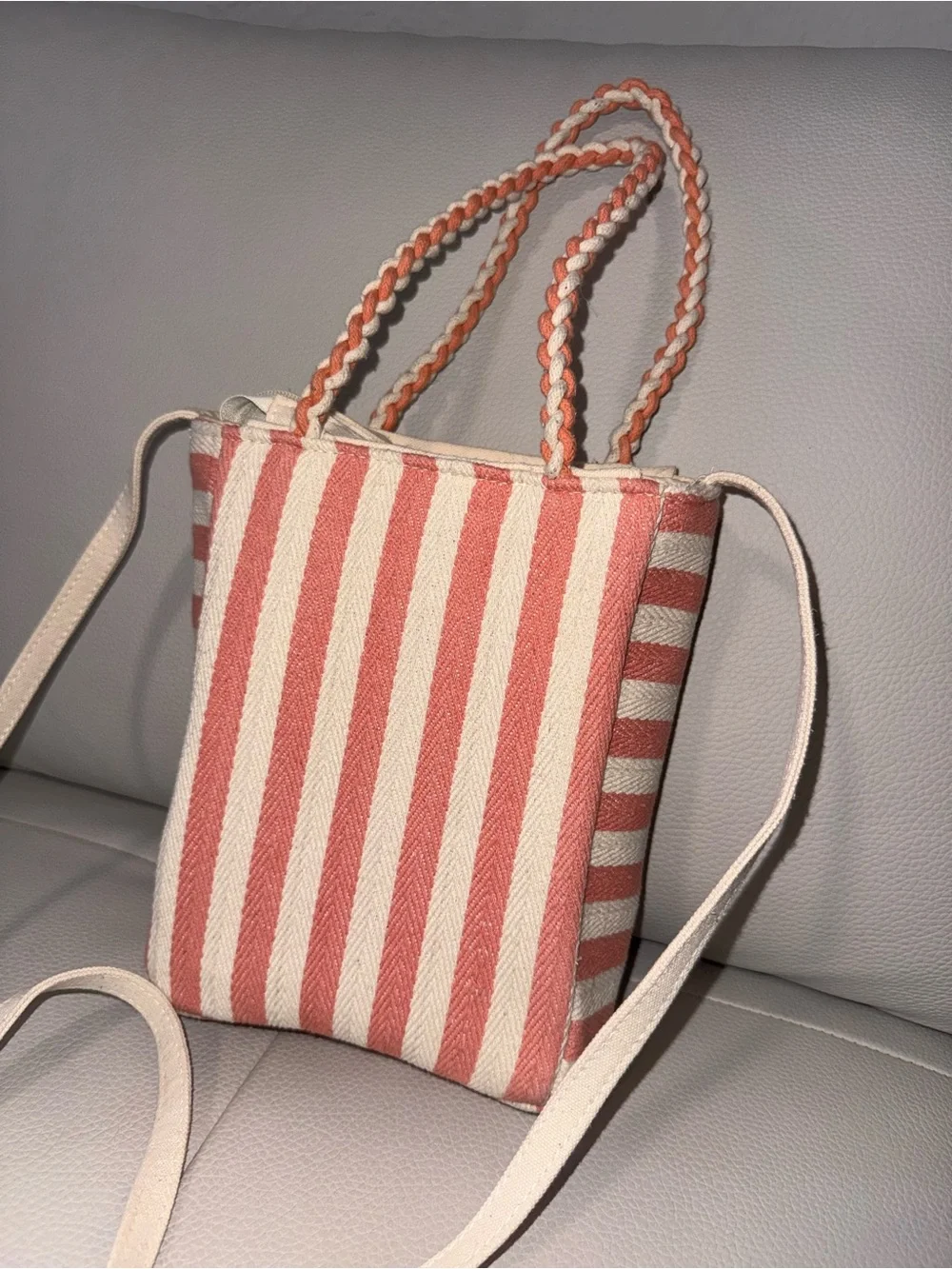 N/A charming peach
